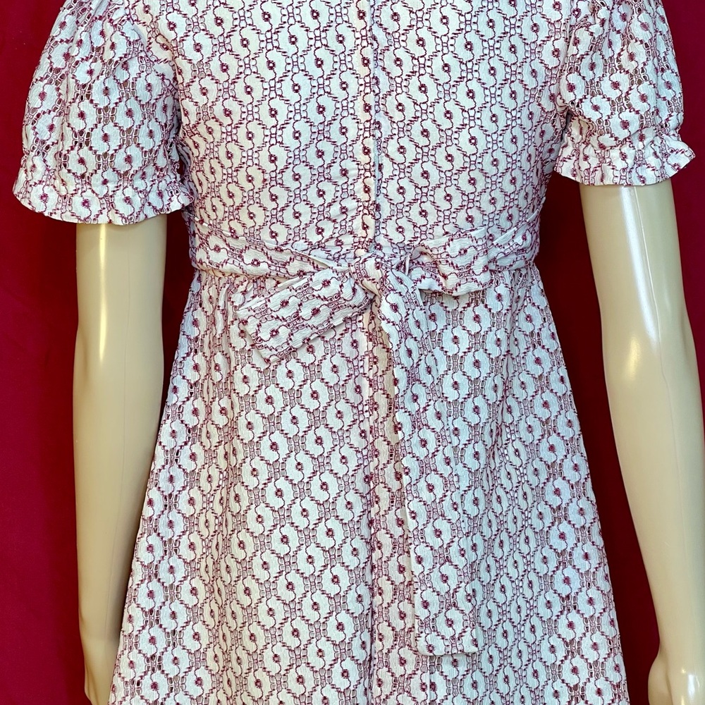 Vintage 1960’s Lace Eyelet Tie Back Dress With Velvet Vest Small - Picture 10 of 12